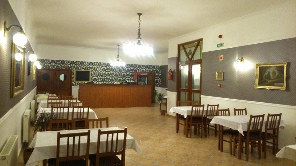 Varju Fogado Tapolca Bed & Breakfast Ngoại thất bức ảnh